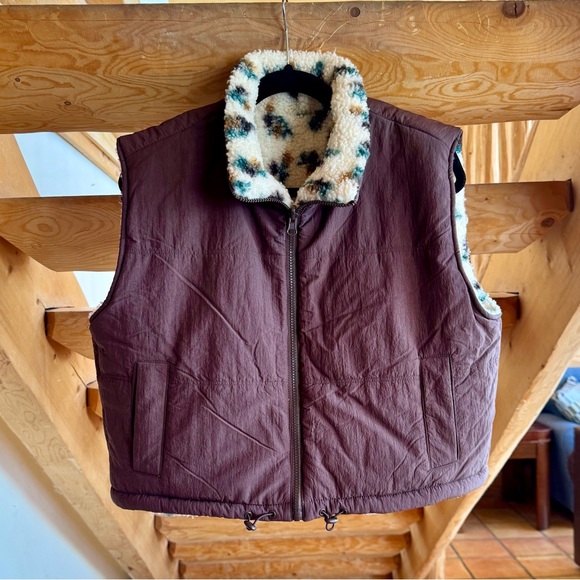 Reversible Vest - Picture 2 of 2